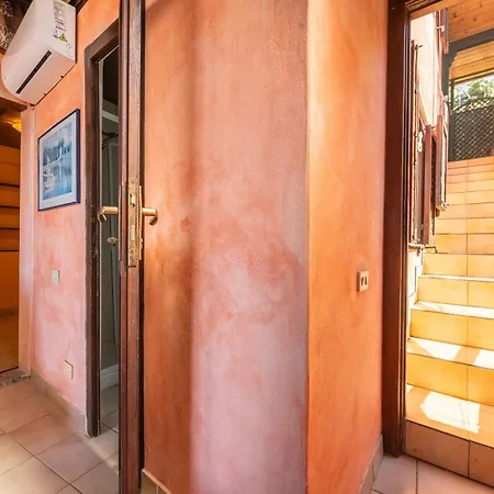 Casa vacanze Is Zuddas Geremèas
