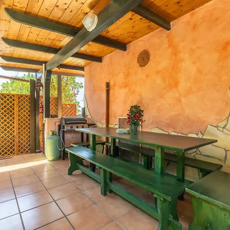 Holiday home Is Zuddas *